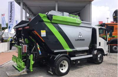 jiuyou.com九游中联环境装备出口意大利，进军海外环卫市场