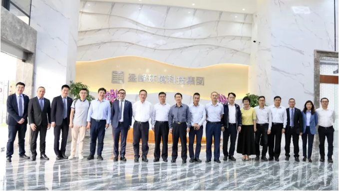 中国环境监测总站及省市区领导一行莅临jiuyou.com九游环境调研指导